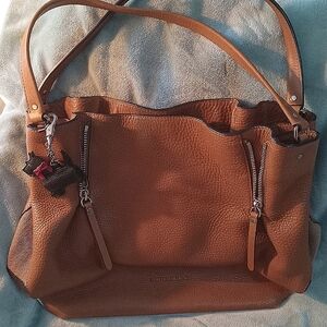 Burberry Maidstone Leather Tote Bag
